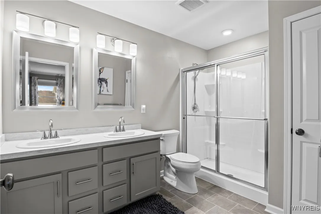2350 Burbank Drive, Hamburg, New York 14085, Hamburg, New York 14085, 3 Bedrooms Bedrooms, 6 Rooms Rooms,2 BathroomsBathrooms,Residential,Closed,2350 Burbank Drive, Hamburg, New York 14085,0,B1587349