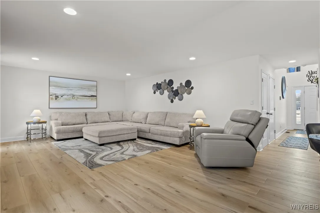 2350 Burbank Drive, Hamburg, New York 14085, Hamburg, New York 14085, 3 Bedrooms Bedrooms, 6 Rooms Rooms,2 BathroomsBathrooms,Residential,Closed,2350 Burbank Drive, Hamburg, New York 14085,0,B1587349