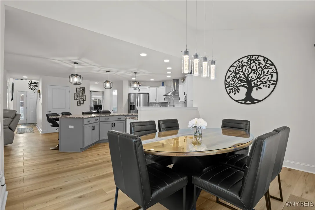 2350 Burbank Drive, Hamburg, New York 14085, Hamburg, New York 14085, 3 Bedrooms Bedrooms, 6 Rooms Rooms,2 BathroomsBathrooms,Residential,Closed,2350 Burbank Drive, Hamburg, New York 14085,0,B1587349
