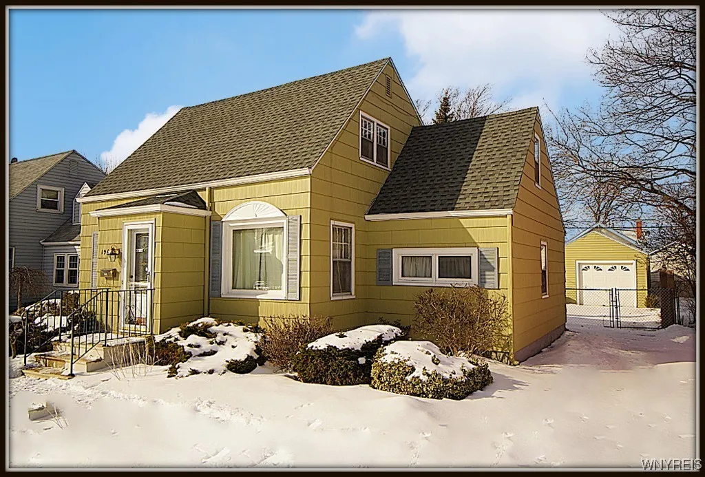 196 Spaulding Street, North Tonawanda, New York 14, North Tonawanda, New York 14120, 3 Bedrooms Bedrooms, 6 Rooms Rooms,1 BathroomBathrooms,Residential,Closed,196 Spaulding Street, North Tonawanda, New York 14,0,B1589156
