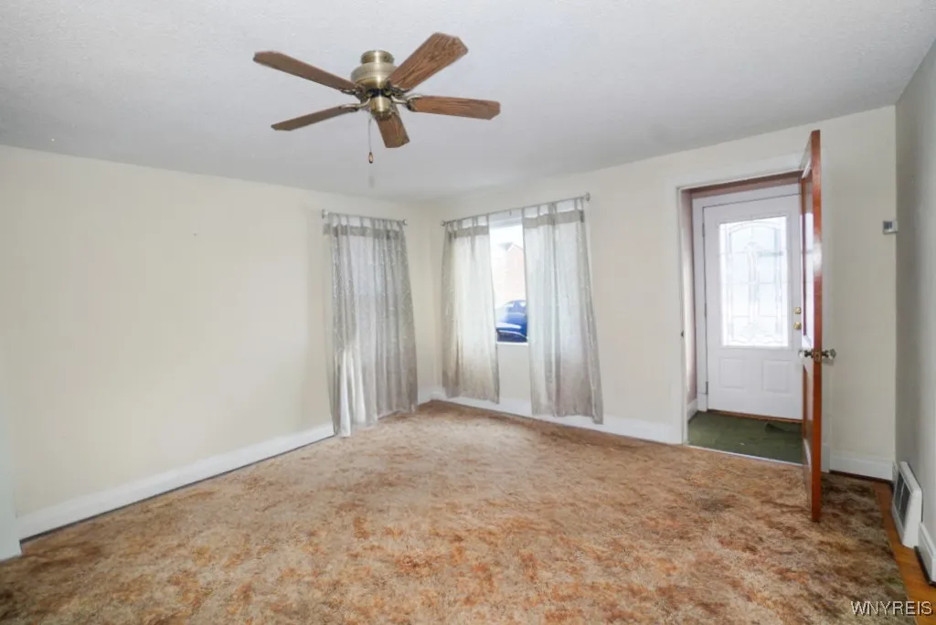 196 Spaulding Street, North Tonawanda, New York 14, North Tonawanda, New York 14120, 3 Bedrooms Bedrooms, 6 Rooms Rooms,1 BathroomBathrooms,Residential,Closed,196 Spaulding Street, North Tonawanda, New York 14,0,B1589156