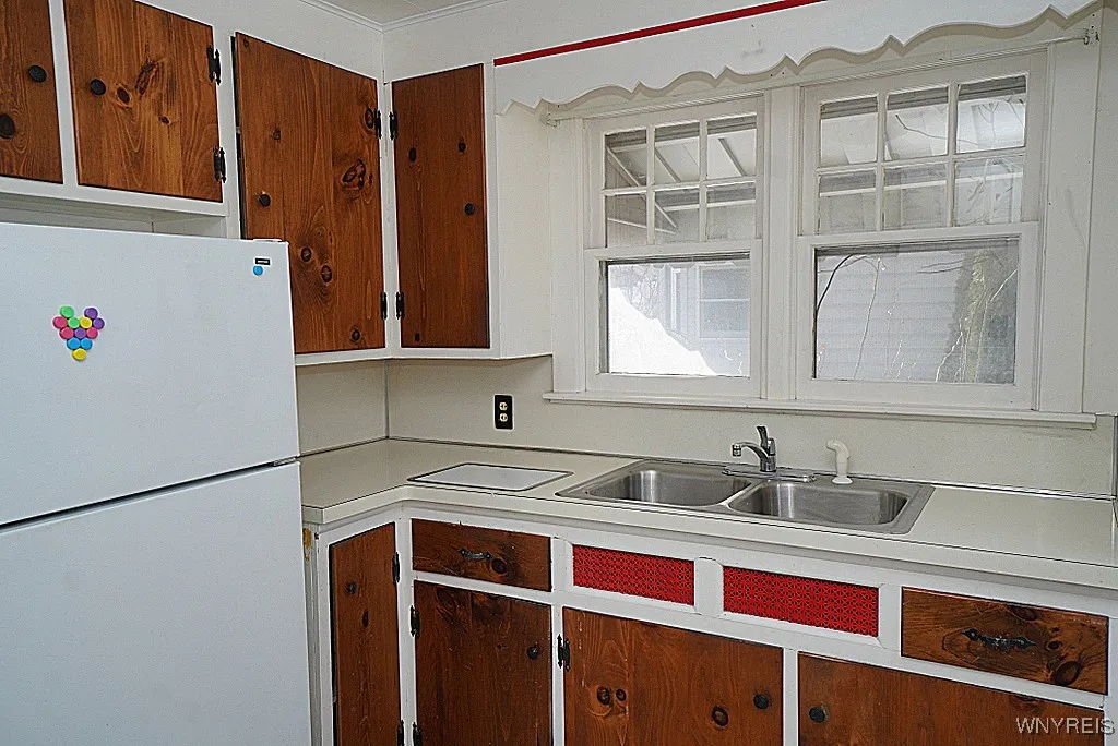 196 Spaulding Street, North Tonawanda, New York 14, North Tonawanda, New York 14120, 3 Bedrooms Bedrooms, 6 Rooms Rooms,1 BathroomBathrooms,Residential,Closed,196 Spaulding Street, North Tonawanda, New York 14,0,B1589156