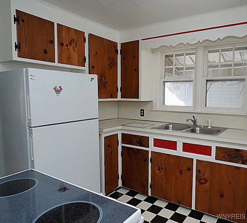 196 Spaulding Street, North Tonawanda, New York 14, North Tonawanda, New York 14120, 3 Bedrooms Bedrooms, 6 Rooms Rooms,1 BathroomBathrooms,Residential,Closed,196 Spaulding Street, North Tonawanda, New York 14,0,B1589156