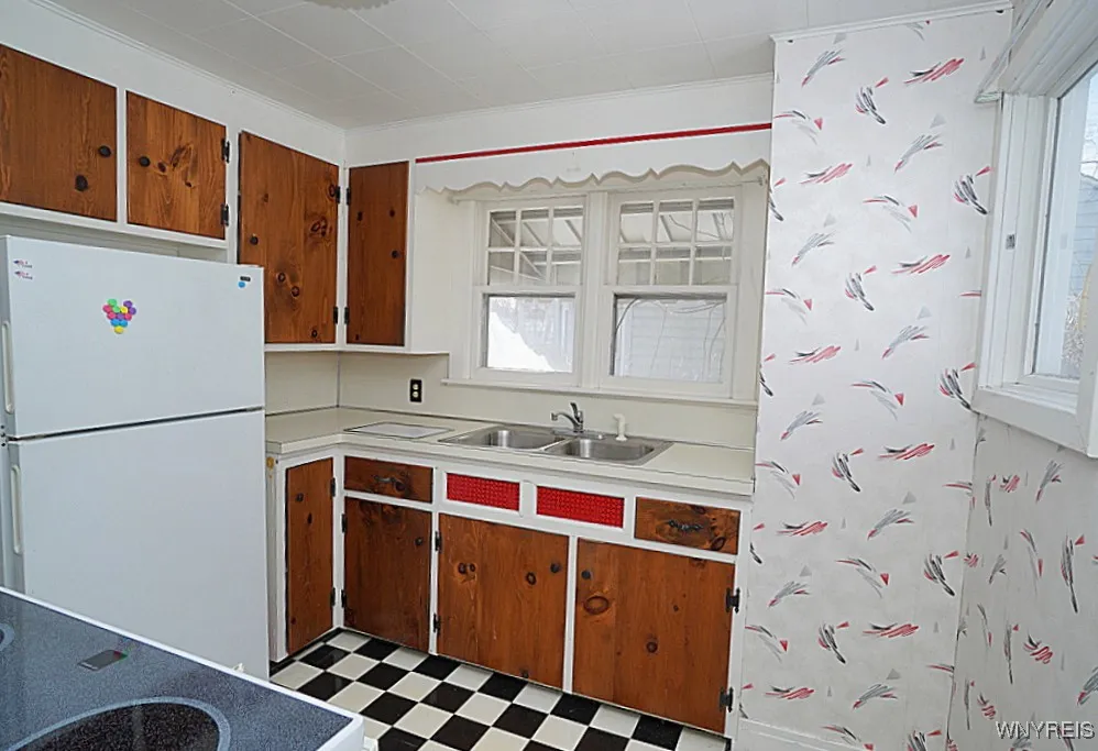 196 Spaulding Street, North Tonawanda, New York 14, North Tonawanda, New York 14120, 3 Bedrooms Bedrooms, 6 Rooms Rooms,1 BathroomBathrooms,Residential,Closed,196 Spaulding Street, North Tonawanda, New York 14,0,B1589156