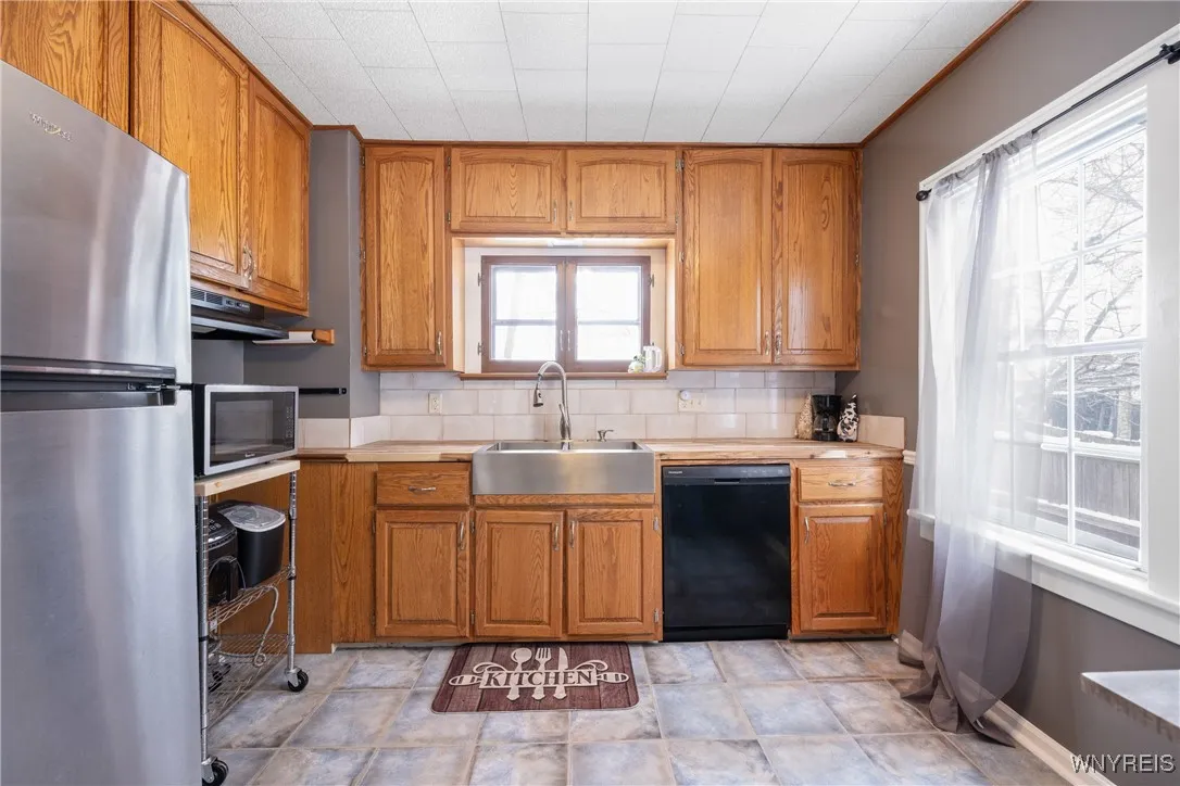 294 Fredericka Street, North Tonawanda, New York 1, North Tonawanda, New York 14120, 3 Bedrooms Bedrooms, 6 Rooms Rooms,1 BathroomBathrooms,Residential,Closed,294 Fredericka Street, North Tonawanda, New York 1,0,B1589182