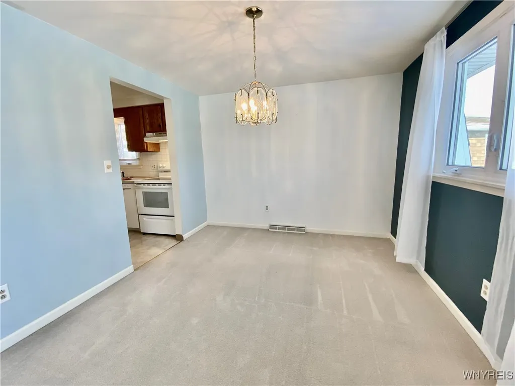 140 Old Lyme Drive 8, Amherst, New York 14221, Amherst, New York 14221, 2 Bedrooms Bedrooms, 5 Rooms Rooms,2 BathroomsBathrooms,Residential,Closed,140 Old Lyme Drive 8, Amherst, New York 14221,0,B1589118