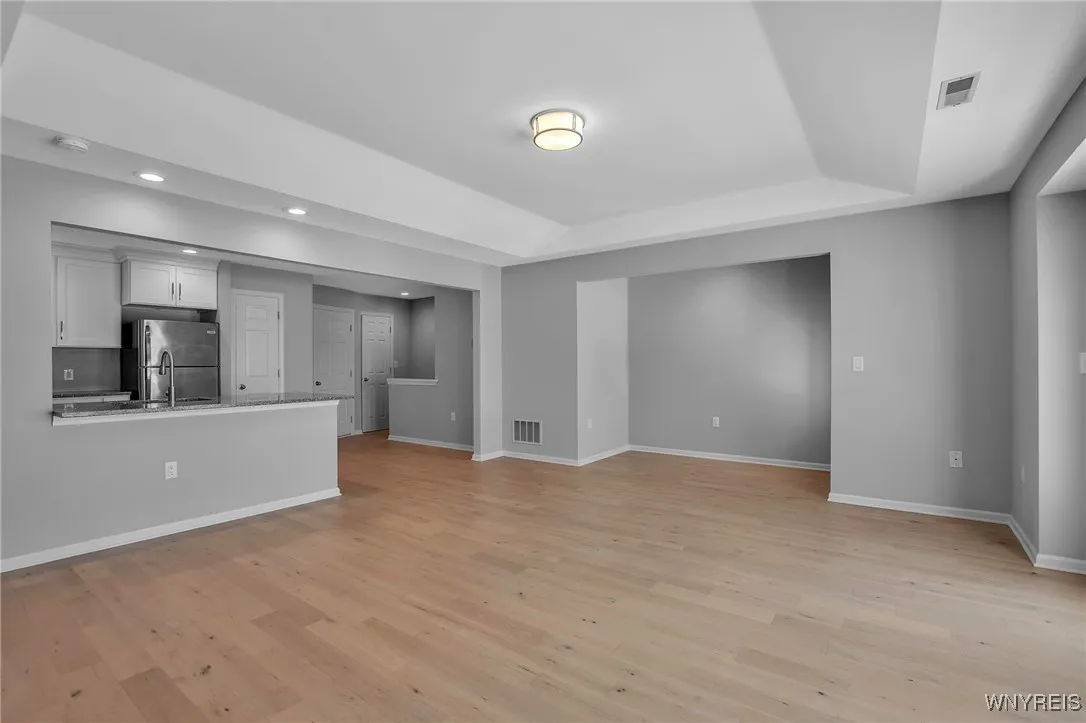 2755 North Forest Road B, Amherst, New York 14068, Amherst, New York 14068, 2 Bedrooms Bedrooms, 4 Rooms Rooms,2 BathroomsBathrooms,Residential,Closed,2755 North Forest Road B, Amherst, New York 14068,0,B1589087