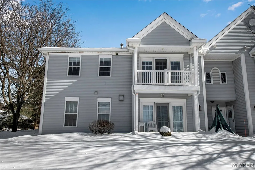 2755 North Forest Road B, Amherst, New York 14068, Amherst, New York 14068, 2 Bedrooms Bedrooms, 4 Rooms Rooms,2 BathroomsBathrooms,Residential,Closed,2755 North Forest Road B, Amherst, New York 14068,0,B1589087