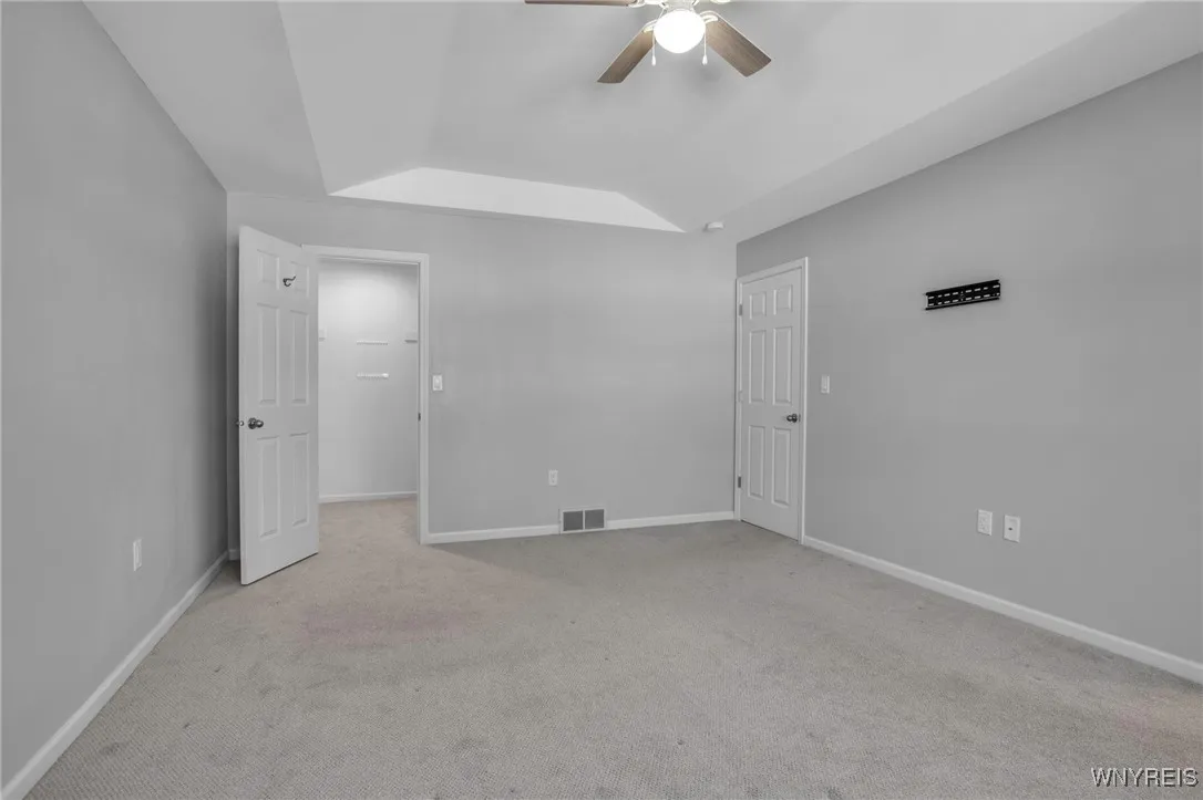 2755 North Forest Road B, Amherst, New York 14068, Amherst, New York 14068, 2 Bedrooms Bedrooms, 4 Rooms Rooms,2 BathroomsBathrooms,Residential,Closed,2755 North Forest Road B, Amherst, New York 14068,0,B1589087
