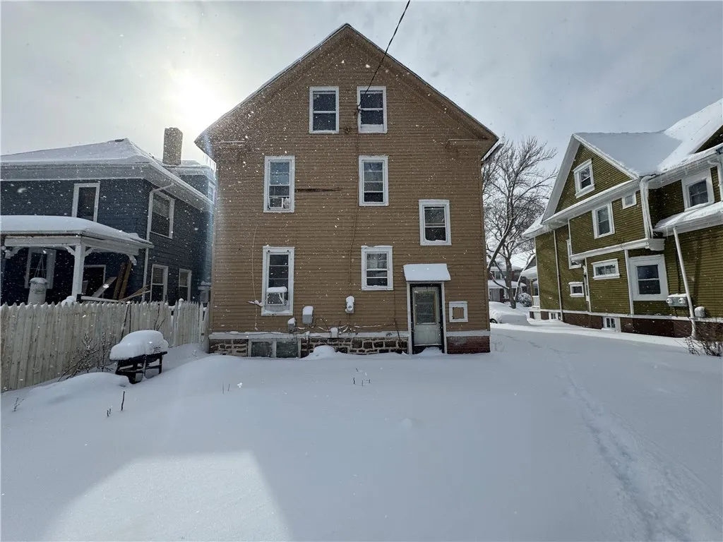 82 Saranac Street, Rochester, New York 14621, Rochester, New York 14621, 4 Bedrooms Bedrooms, ,2 BathroomsBathrooms,Residential,Closed,82 Saranac Street, Rochester, New York 14621,0,R1588270