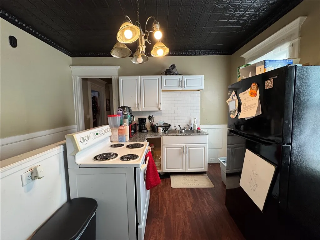 Downstairs Unit