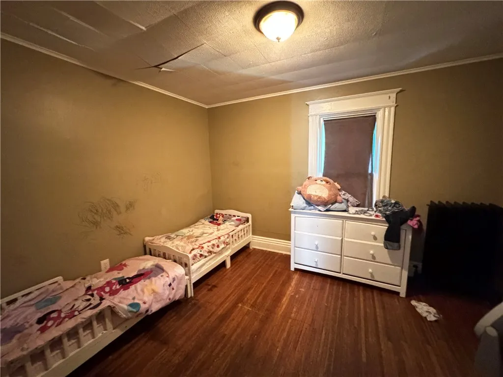 Upstairs Unit