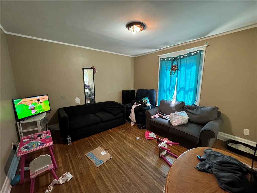 Upstairs Unit
