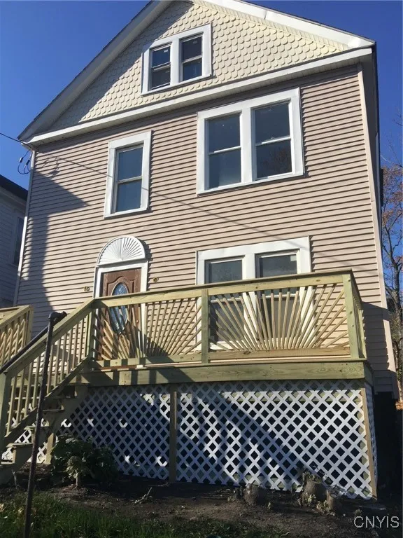 320 Westmoreland Avenue, Syracuse, New York 13210, Syracuse, New York 13210, 6 Bedrooms Bedrooms, ,2 BathroomsBathrooms,Residential,Closed,320 Westmoreland Avenue, Syracuse, New York 13210,0,S1589327