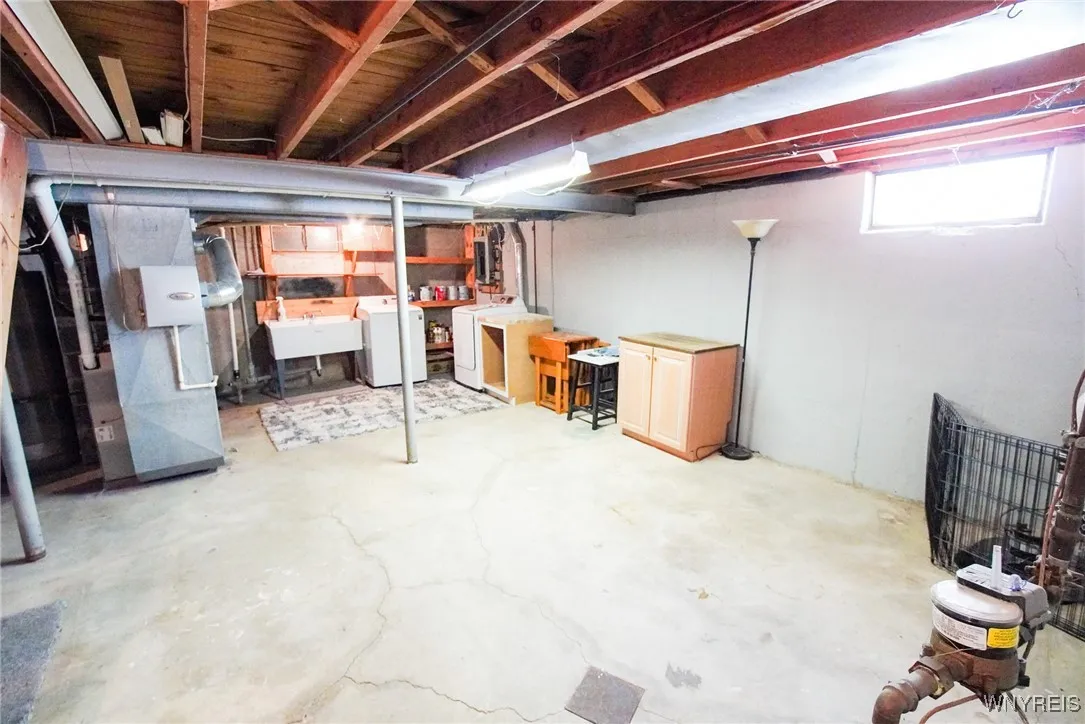 4724 Morgan Parkway, Hamburg, New York 14075, Hamburg, New York 14075, 2 Bedrooms Bedrooms, 6 Rooms Rooms,1 BathroomBathrooms,Residential,Closed,4724 Morgan Parkway, Hamburg, New York 14075,0,B1587855