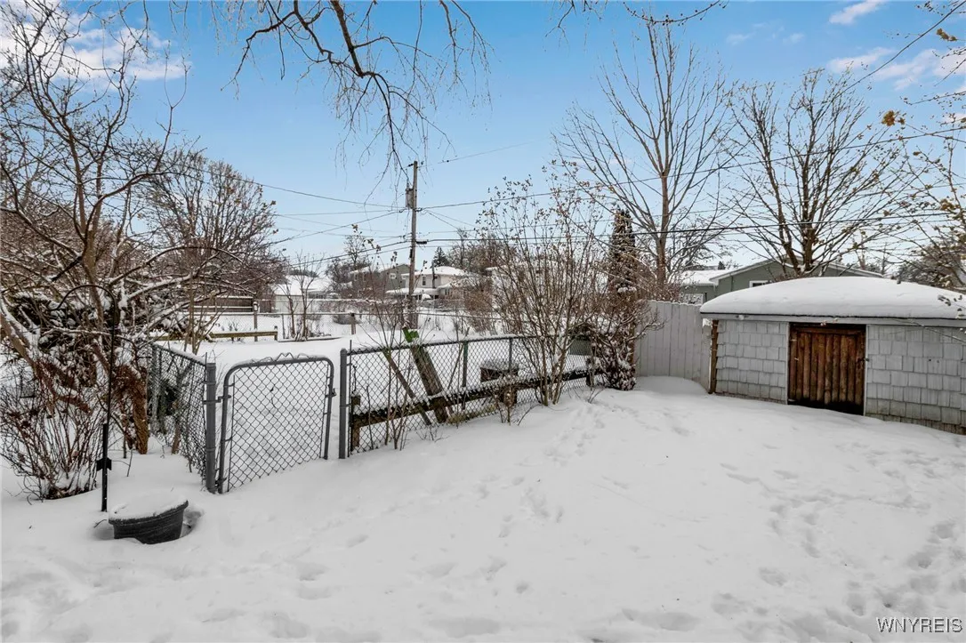 53 Ayrault Drive, Amherst, New York 14228, Amherst, New York 14228, 3 Bedrooms Bedrooms, 7 Rooms Rooms,1 BathroomBathrooms,Residential,Closed,53 Ayrault Drive, Amherst, New York 14228,0,B1589249
