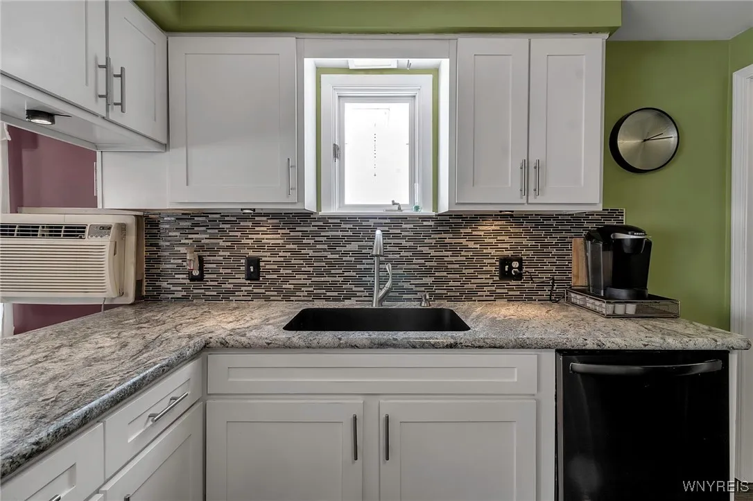 53 Ayrault Drive, Amherst, New York 14228, Amherst, New York 14228, 3 Bedrooms Bedrooms, 7 Rooms Rooms,1 BathroomBathrooms,Residential,Closed,53 Ayrault Drive, Amherst, New York 14228,0,B1589249