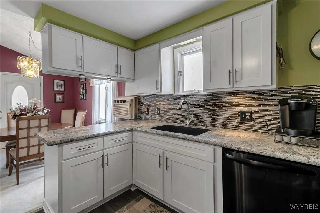53 Ayrault Drive, Amherst, New York 14228, Amherst, New York 14228, 3 Bedrooms Bedrooms, 7 Rooms Rooms,1 BathroomBathrooms,Residential,Closed,53 Ayrault Drive, Amherst, New York 14228,0,B1589249