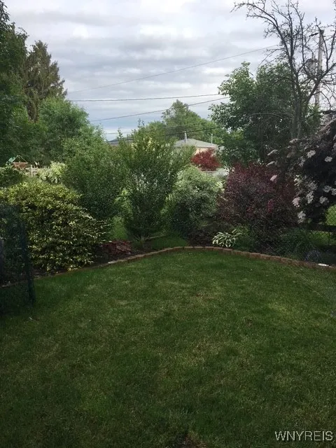 53 Ayrault Drive, Amherst, New York 14228, Amherst, New York 14228, 3 Bedrooms Bedrooms, 7 Rooms Rooms,1 BathroomBathrooms,Residential,Closed,53 Ayrault Drive, Amherst, New York 14228,0,B1589249