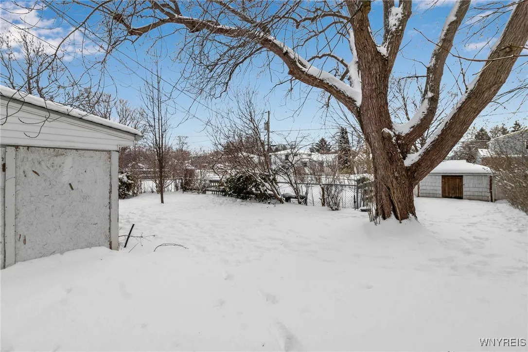 53 Ayrault Drive, Amherst, New York 14228, Amherst, New York 14228, 3 Bedrooms Bedrooms, 7 Rooms Rooms,1 BathroomBathrooms,Residential,Closed,53 Ayrault Drive, Amherst, New York 14228,0,B1589249