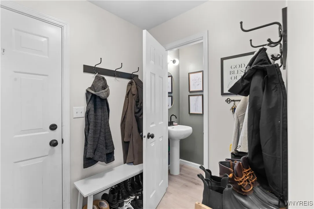 Mud room