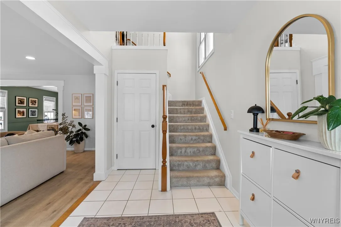 Entry view 2