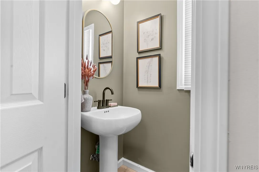 1/2 bath