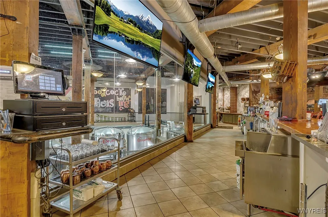 638 Lake Street, Wilson, New York 14172, Wilson, New York 14172, ,Commercial Sale,For Sale,638 Lake Street, Wilson, New York 14172,B1589221