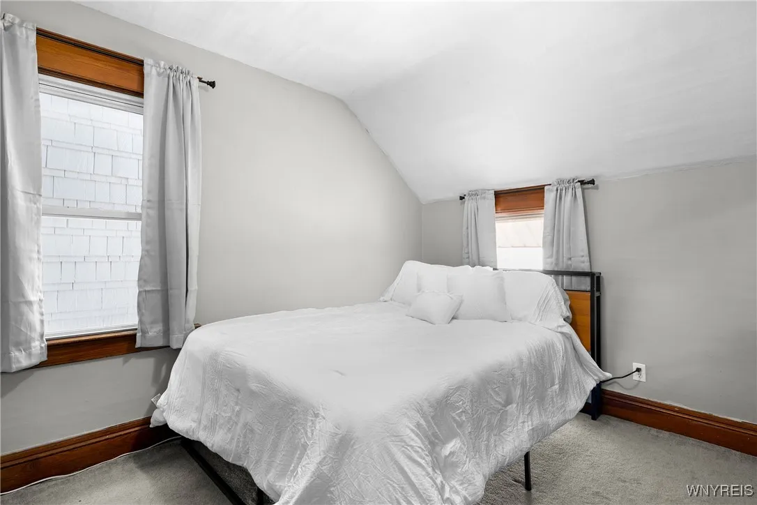 647 Mckinley Parkway, Buffalo, New York 14220, Buffalo, New York 14220, 4 Bedrooms Bedrooms, 7 Rooms Rooms,1 BathroomBathrooms,Residential,Closed,647 Mckinley Parkway, Buffalo, New York 14220,0,B1588265