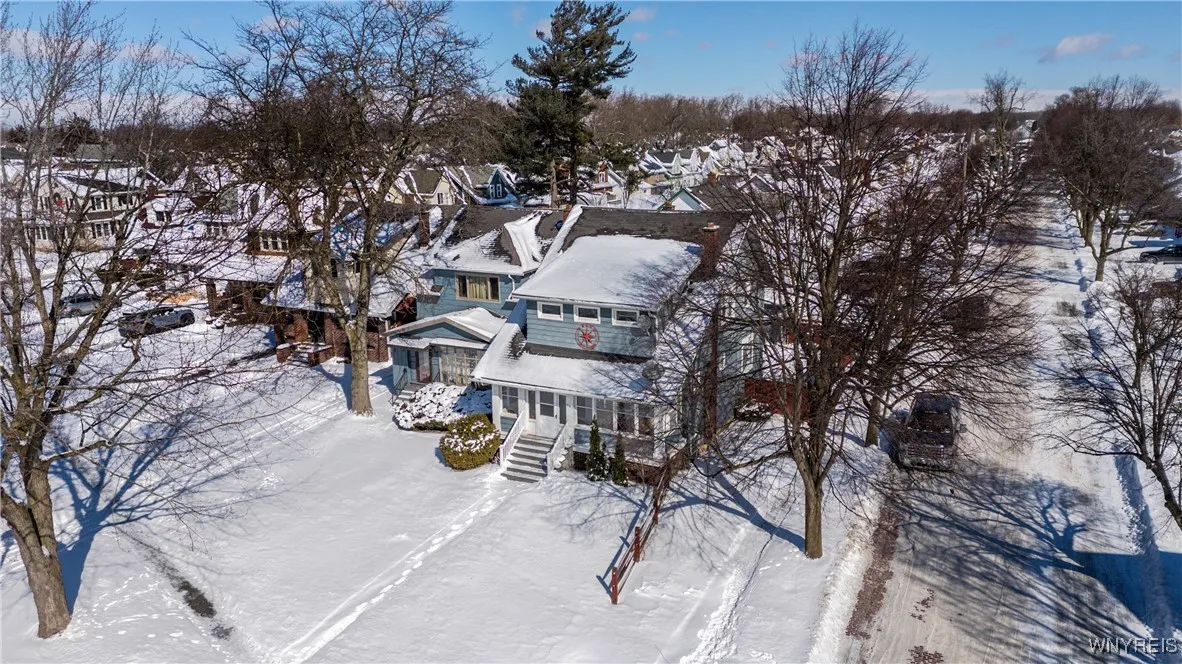 647 Mckinley Parkway, Buffalo, New York 14220, Buffalo, New York 14220, 4 Bedrooms Bedrooms, 7 Rooms Rooms,1 BathroomBathrooms,Residential,Closed,647 Mckinley Parkway, Buffalo, New York 14220,0,B1588265