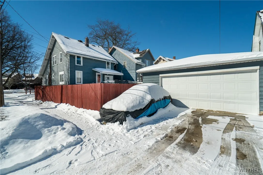 647 Mckinley Parkway, Buffalo, New York 14220, Buffalo, New York 14220, 4 Bedrooms Bedrooms, 7 Rooms Rooms,1 BathroomBathrooms,Residential,Closed,647 Mckinley Parkway, Buffalo, New York 14220,0,B1588265