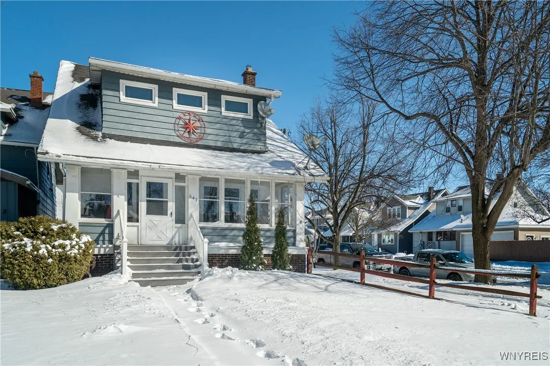 647 Mckinley Parkway, Buffalo, New York 14220, Buffalo, New York 14220, 4 Bedrooms Bedrooms, 7 Rooms Rooms,1 BathroomBathrooms,Residential,Closed,647 Mckinley Parkway, Buffalo, New York 14220,0,B1588265