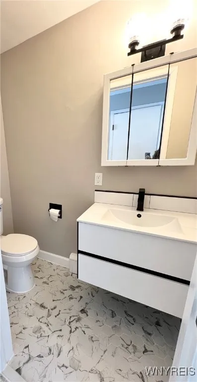 1/2 Bath Downstairs
