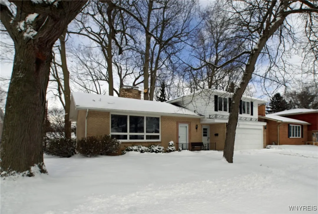 Front House View 3