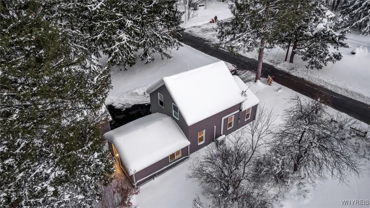 69 Meadowlawn Road, Orchard Park, New York 14127, Orchard Park, New York 14127, 3 Bedrooms Bedrooms, 6 Rooms Rooms,1 BathroomBathrooms,Residential,Closed,69 Meadowlawn Road, Orchard Park, New York 14127,0,B1588489