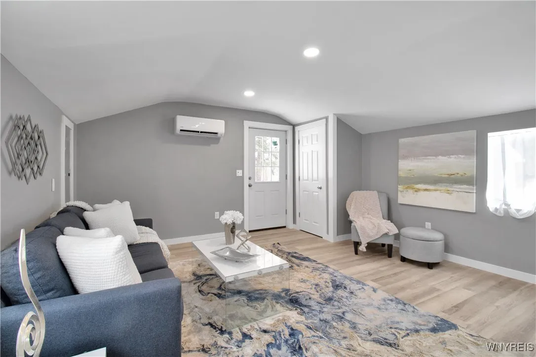 69 Meadowlawn Road, Orchard Park, New York 14127, Orchard Park, New York 14127, 3 Bedrooms Bedrooms, 6 Rooms Rooms,1 BathroomBathrooms,Residential,Closed,69 Meadowlawn Road, Orchard Park, New York 14127,0,B1588489
