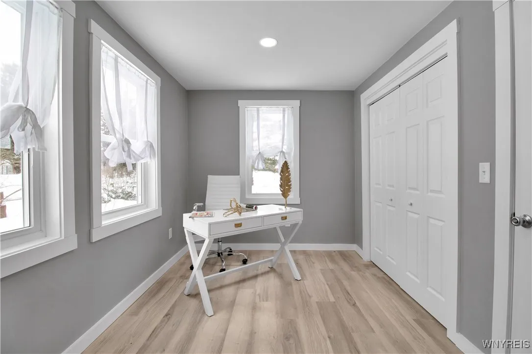 69 Meadowlawn Road, Orchard Park, New York 14127, Orchard Park, New York 14127, 3 Bedrooms Bedrooms, 6 Rooms Rooms,1 BathroomBathrooms,Residential,Closed,69 Meadowlawn Road, Orchard Park, New York 14127,0,B1588489