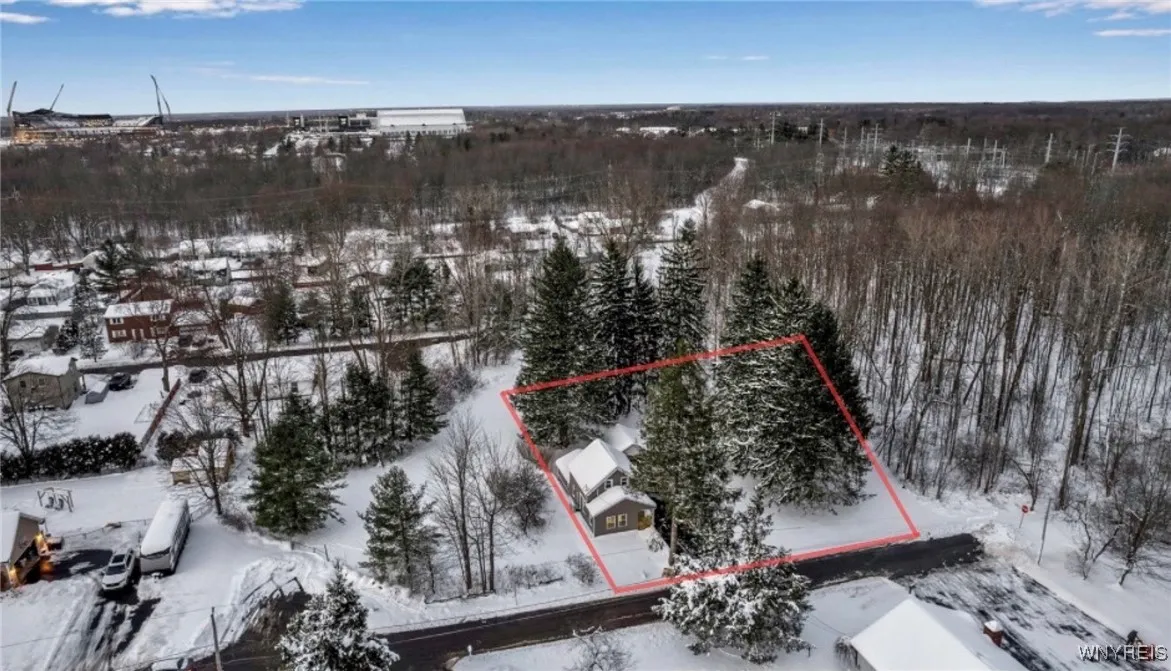 69 Meadowlawn Road, Orchard Park, New York 14127, Orchard Park, New York 14127, 3 Bedrooms Bedrooms, 6 Rooms Rooms,1 BathroomBathrooms,Residential,Closed,69 Meadowlawn Road, Orchard Park, New York 14127,0,B1588489