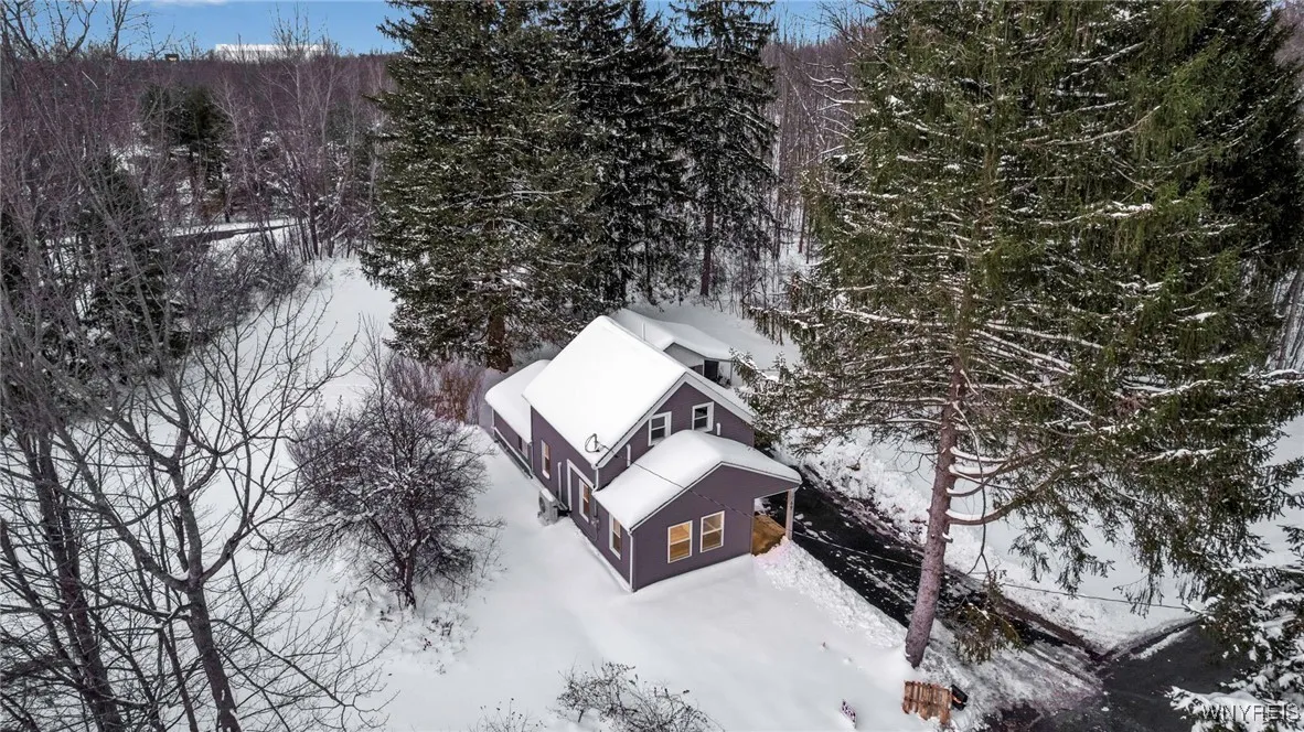 69 Meadowlawn Road, Orchard Park, New York 14127, Orchard Park, New York 14127, 3 Bedrooms Bedrooms, 6 Rooms Rooms,1 BathroomBathrooms,Residential,Closed,69 Meadowlawn Road, Orchard Park, New York 14127,0,B1588489