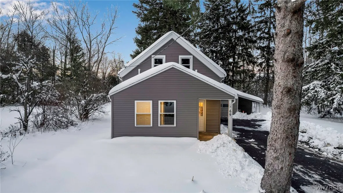 69 Meadowlawn Road, Orchard Park, New York 14127, Orchard Park, New York 14127, 3 Bedrooms Bedrooms, 6 Rooms Rooms,1 BathroomBathrooms,Residential,Closed,69 Meadowlawn Road, Orchard Park, New York 14127,0,B1588489