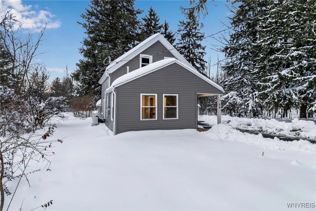 69 Meadowlawn Road, Orchard Park, New York 14127, Orchard Park, New York 14127, 3 Bedrooms Bedrooms, 6 Rooms Rooms,1 BathroomBathrooms,Residential,Closed,69 Meadowlawn Road, Orchard Park, New York 14127,0,B1588489