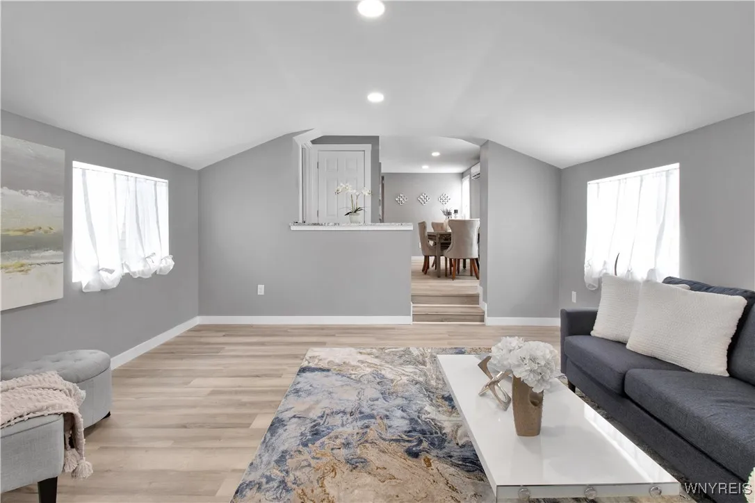 69 Meadowlawn Road, Orchard Park, New York 14127, Orchard Park, New York 14127, 3 Bedrooms Bedrooms, 6 Rooms Rooms,1 BathroomBathrooms,Residential,Closed,69 Meadowlawn Road, Orchard Park, New York 14127,0,B1588489