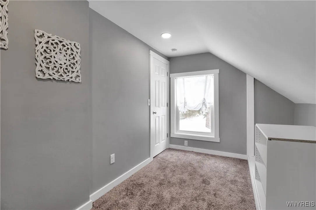 69 Meadowlawn Road, Orchard Park, New York 14127, Orchard Park, New York 14127, 3 Bedrooms Bedrooms, 6 Rooms Rooms,1 BathroomBathrooms,Residential,Closed,69 Meadowlawn Road, Orchard Park, New York 14127,0,B1588489