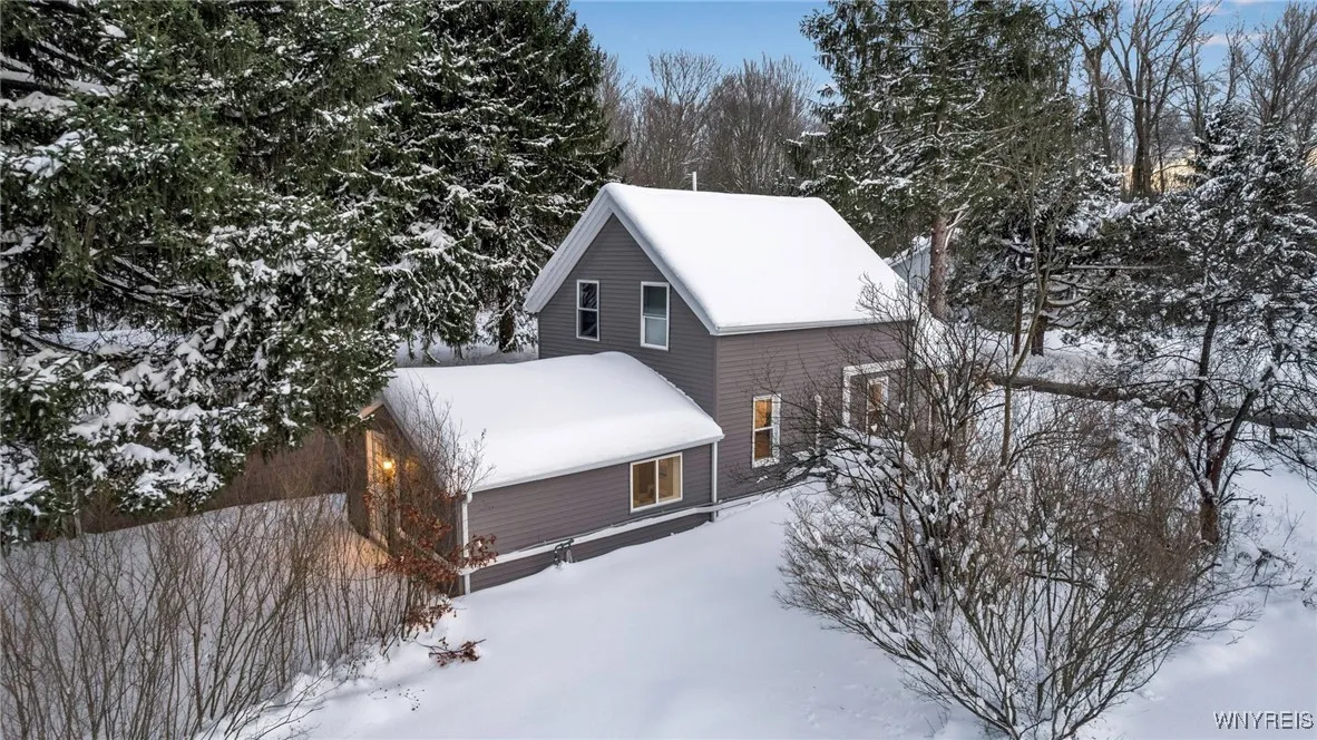 69 Meadowlawn Road, Orchard Park, New York 14127, Orchard Park, New York 14127, 3 Bedrooms Bedrooms, 6 Rooms Rooms,1 BathroomBathrooms,Residential,Closed,69 Meadowlawn Road, Orchard Park, New York 14127,0,B1588489