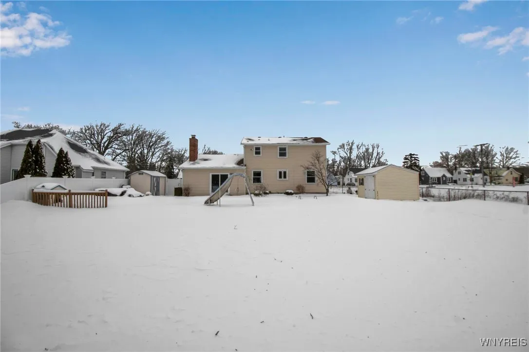 1850 Huth Road, Grand Island, New York 14072, Grand Island, New York 14072, 3 Bedrooms Bedrooms, 7 Rooms Rooms,1 BathroomBathrooms,Residential,Closed,1850 Huth Road, Grand Island, New York 14072,0,B1589382
