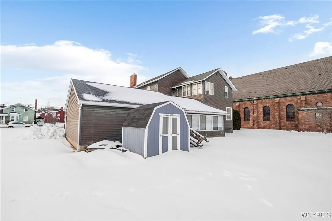 23 Vernon Street, Royalton, New York 14105, Royalton, New York 14105, 6 Bedrooms Bedrooms, 10 Rooms Rooms,3 BathroomsBathrooms,Residential,Closed,23 Vernon Street, Royalton, New York 14105,0,B1587622