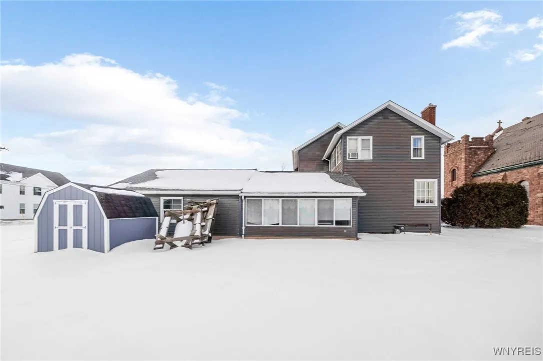 23 Vernon Street, Royalton, New York 14105, Royalton, New York 14105, 6 Bedrooms Bedrooms, 10 Rooms Rooms,3 BathroomsBathrooms,Residential,Closed,23 Vernon Street, Royalton, New York 14105,0,B1587622