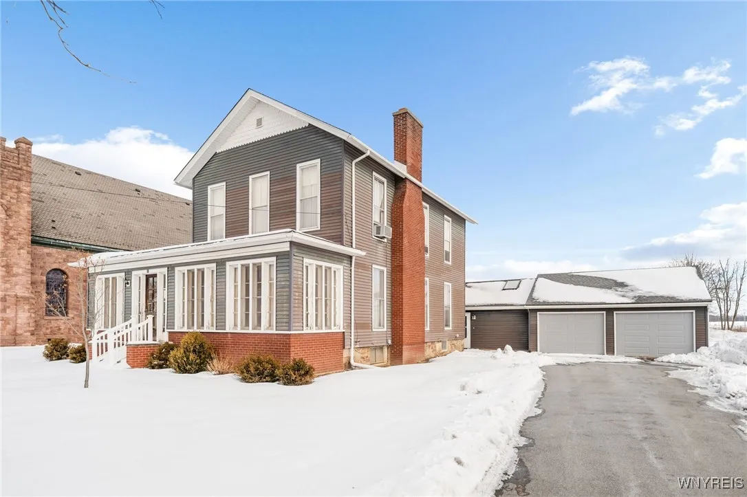 23 Vernon Street, Royalton, New York 14105, Royalton, New York 14105, 6 Bedrooms Bedrooms, 10 Rooms Rooms,3 BathroomsBathrooms,Residential,Closed,23 Vernon Street, Royalton, New York 14105,0,B1587622