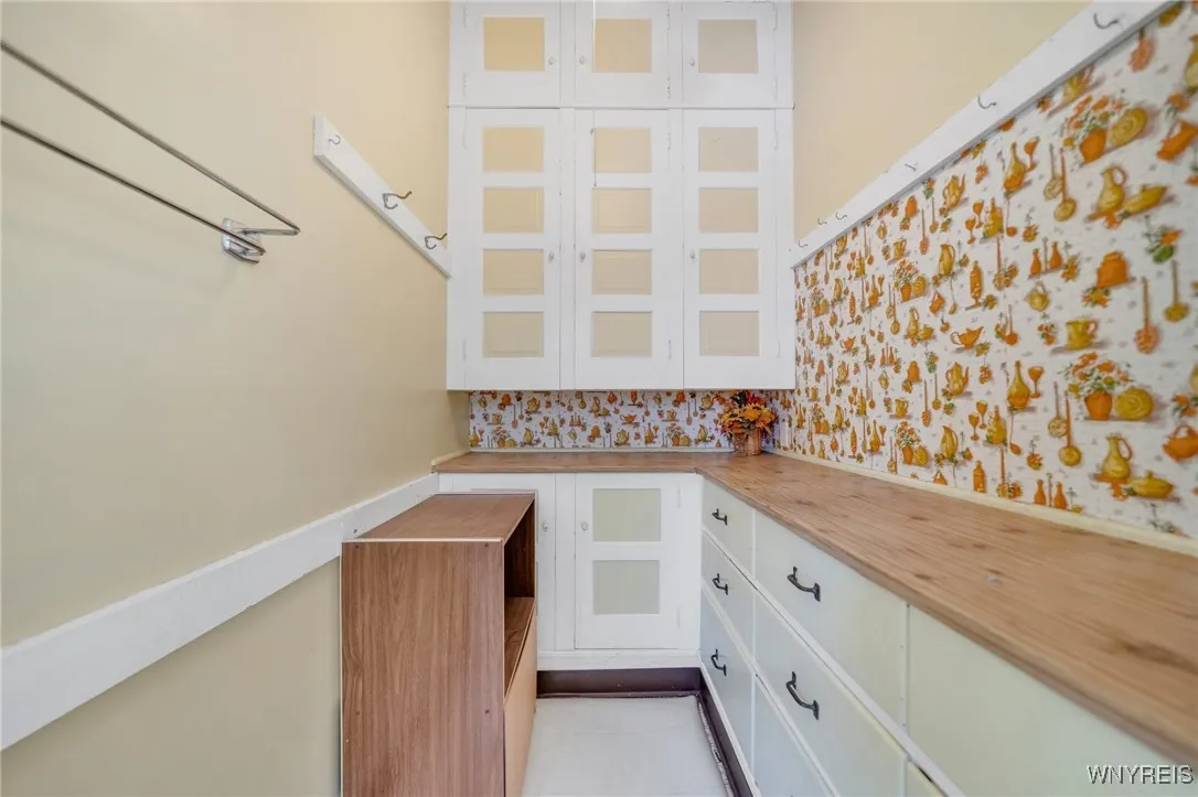 23 Vernon Street, Royalton, New York 14105, Royalton, New York 14105, 6 Bedrooms Bedrooms, 10 Rooms Rooms,3 BathroomsBathrooms,Residential,Closed,23 Vernon Street, Royalton, New York 14105,0,B1587622