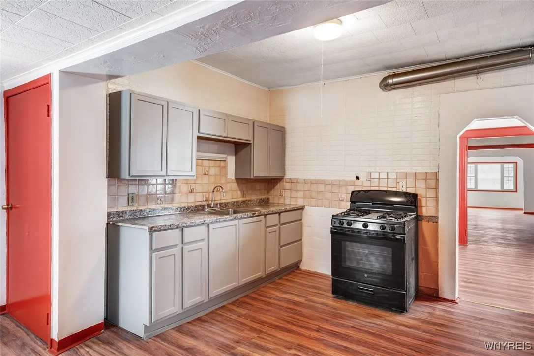 868 Northland Avenue, Buffalo, New York 14215, Buffalo, New York 14215, 4 Bedrooms Bedrooms, ,2 BathroomsBathrooms,Residential,Closed,868 Northland Avenue, Buffalo, New York 14215,0,B1589704